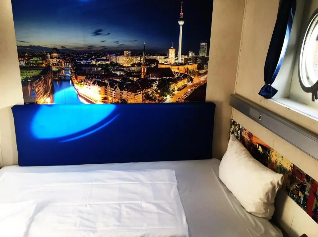 Shipotel-Berlin GmbH, Shipotel Eastern & Shipotel Western