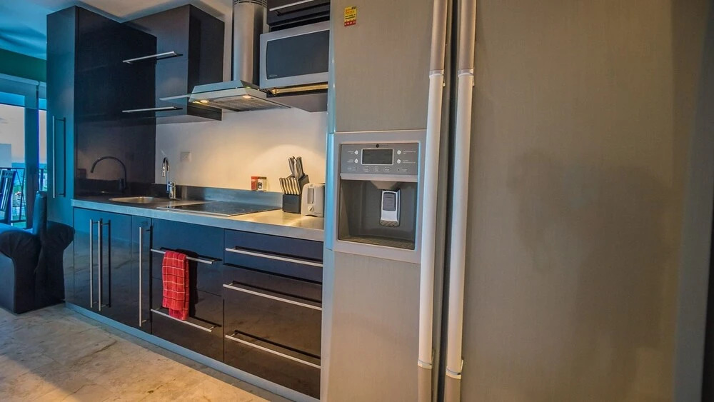 Las Brisas 402 1 Bedroom Condo by RedAwning