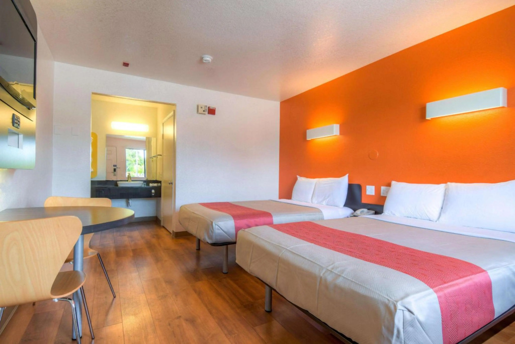 Motel 6-Chula Vista, CA - San Diego