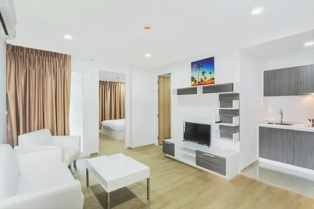 1-bedroom Condo in Ozone Condo D307