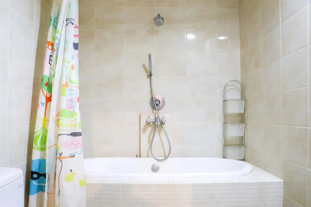 Gorgeous And Homey 2Br Essence Dharmawangsa Apartment