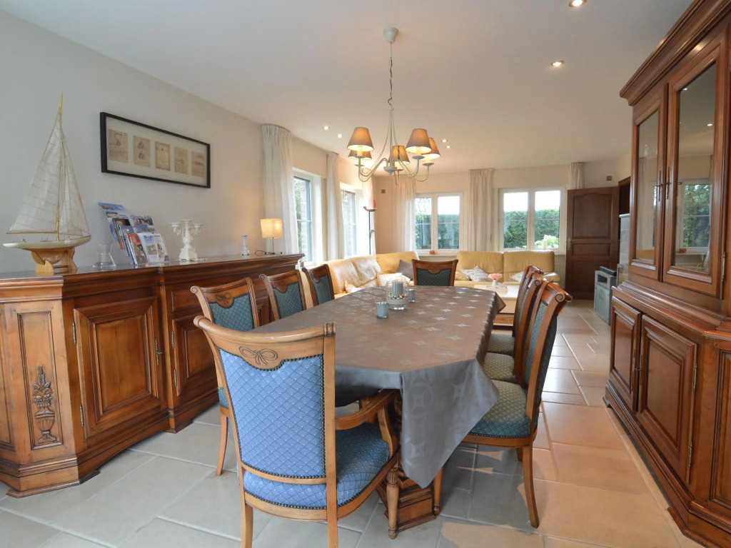Villa in Diksmuide mit Garten, Sauna