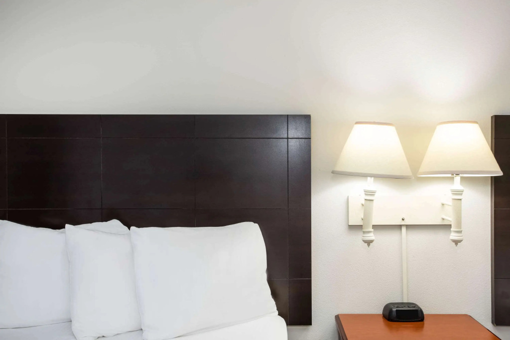 La Quinta by Wyndham Melbourne Viera