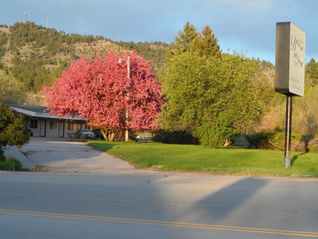 Dollar Inn Hot Springs