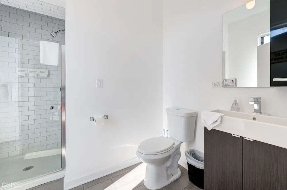 747 Lofts by RedAwning - River West, Third Floor Chicago