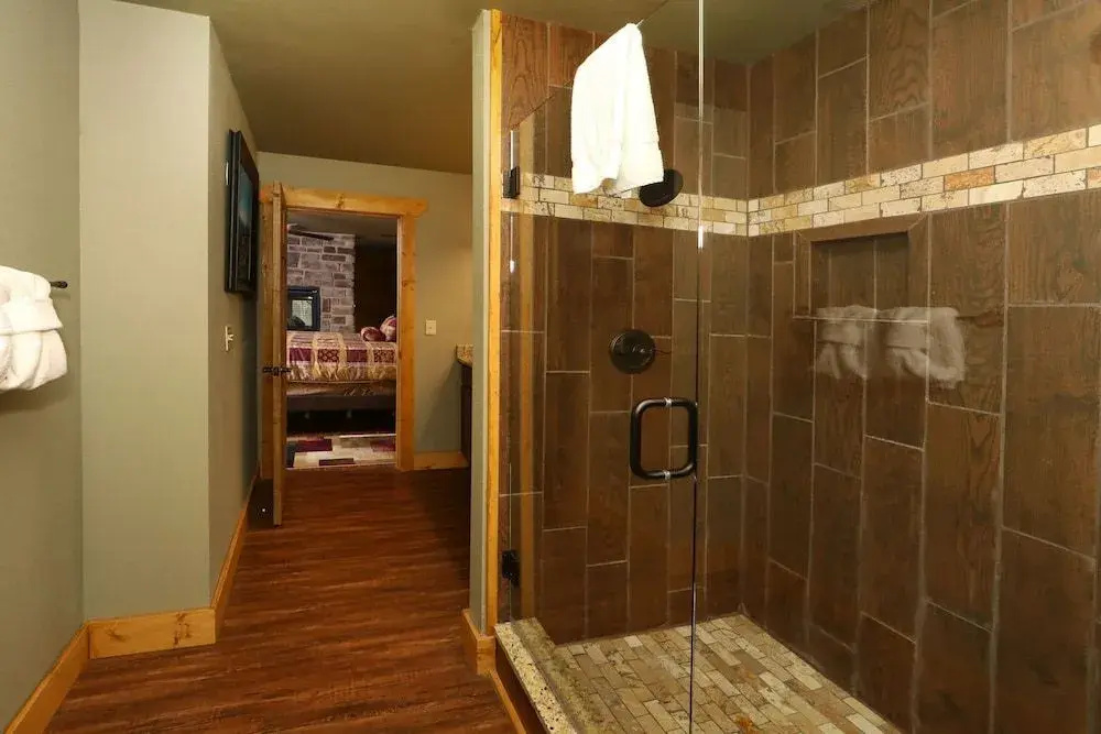 Firefly Nights 5 Bedrooms 5 Bathrooms Cabin