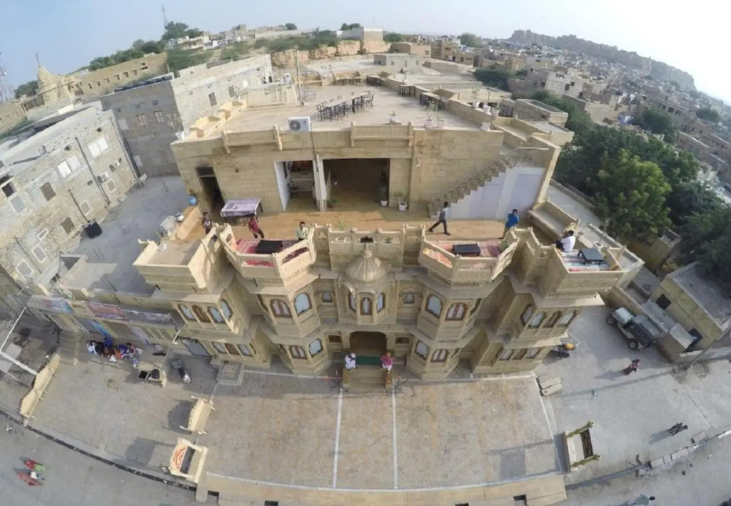 Hotel Lal Garh Fort And Palace