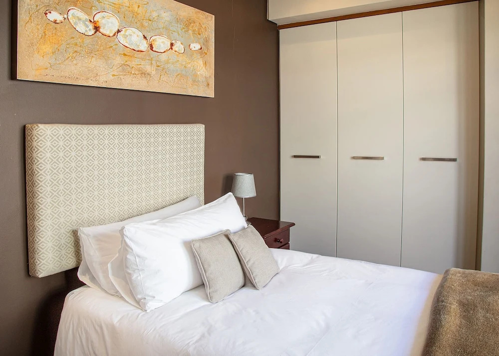 Marine Square Luxury Suites