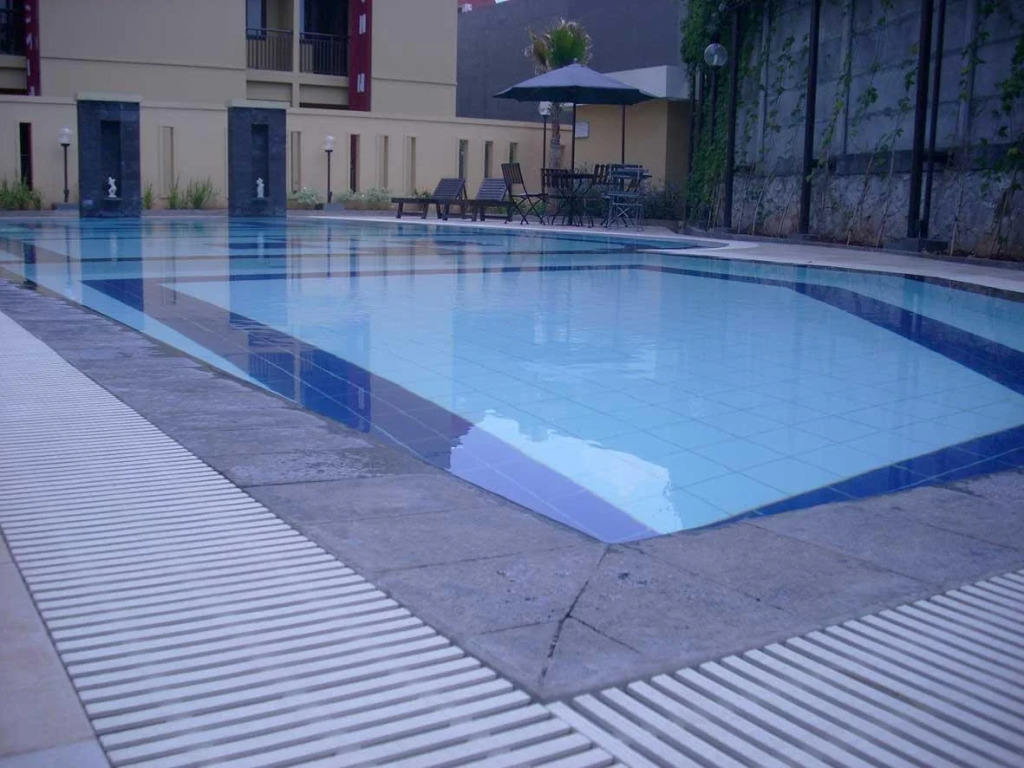 Metro Hotel