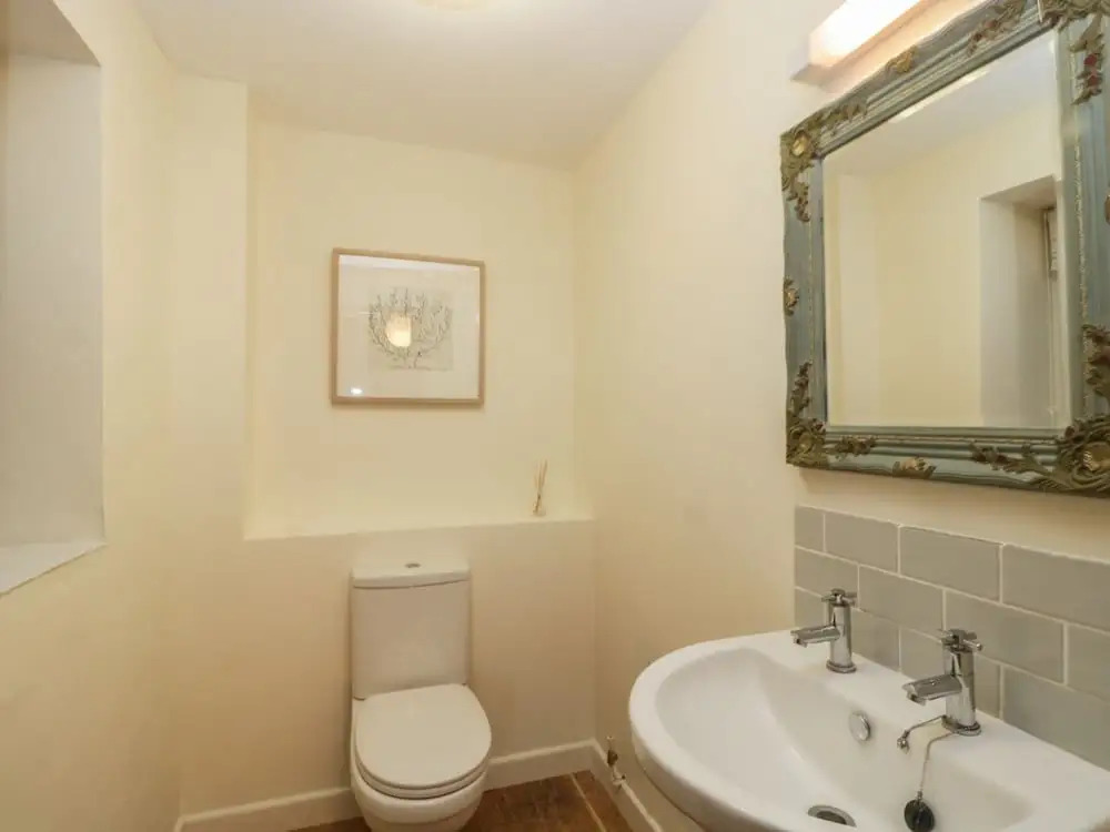 Lambrook Cottage
