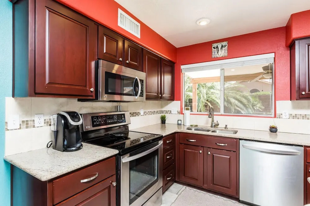 Chandler Oasis - 4 Bedroom by Casago