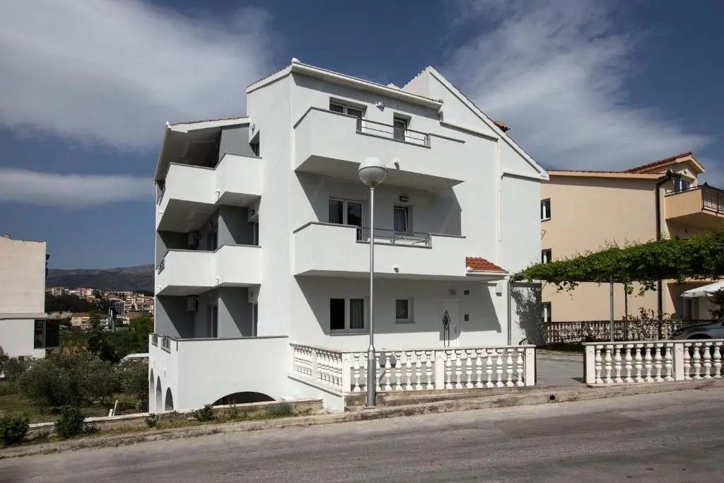 Apartment Lidija