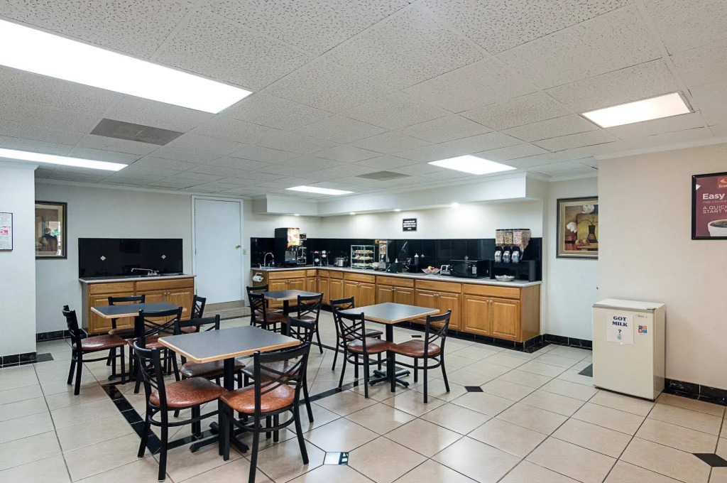 Motel 6 Shamrock TX