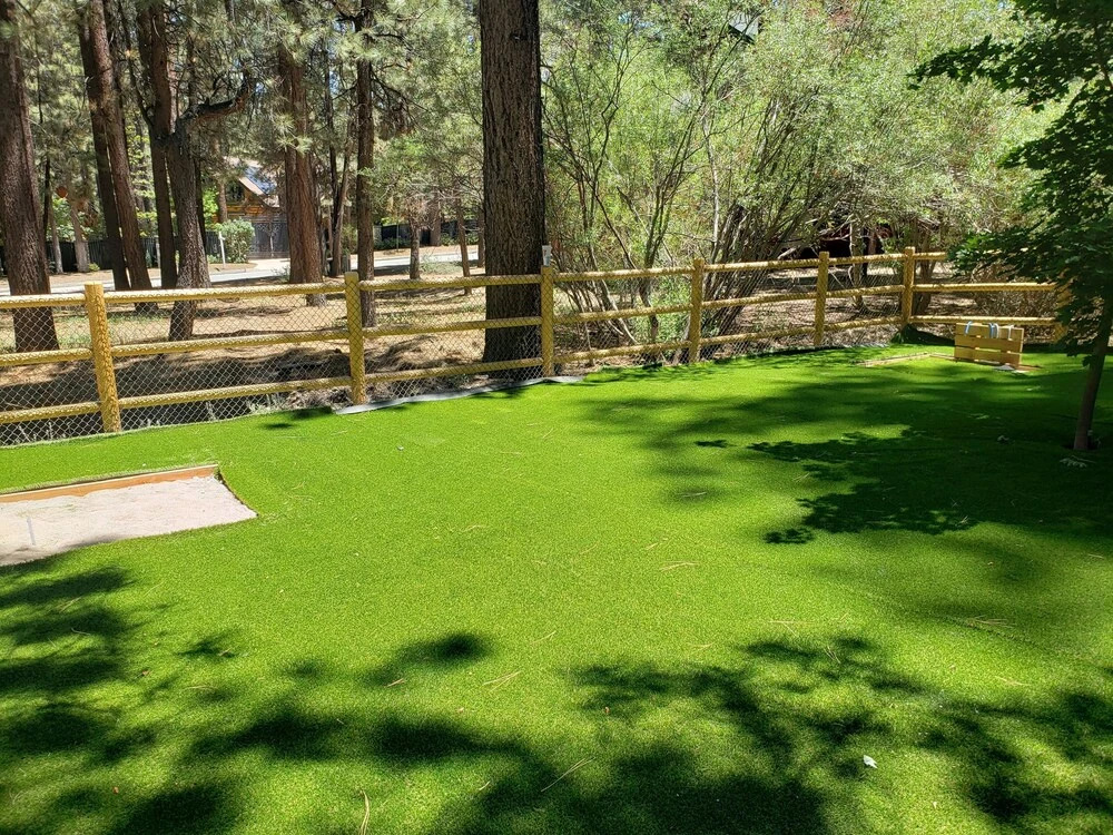 24 - Camp Winterset 3 Bedroom Cabin by Redawning