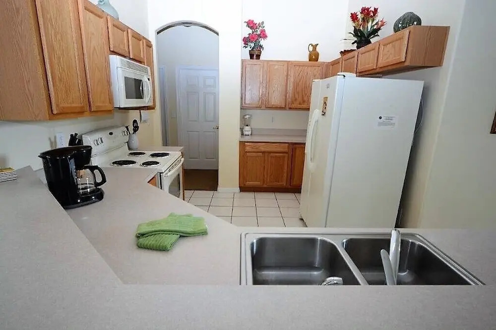 116 4-bedroom Budget Pool Home, Davenport FL