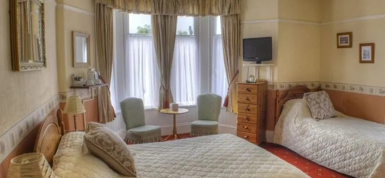 Bron Rhiw Hotel