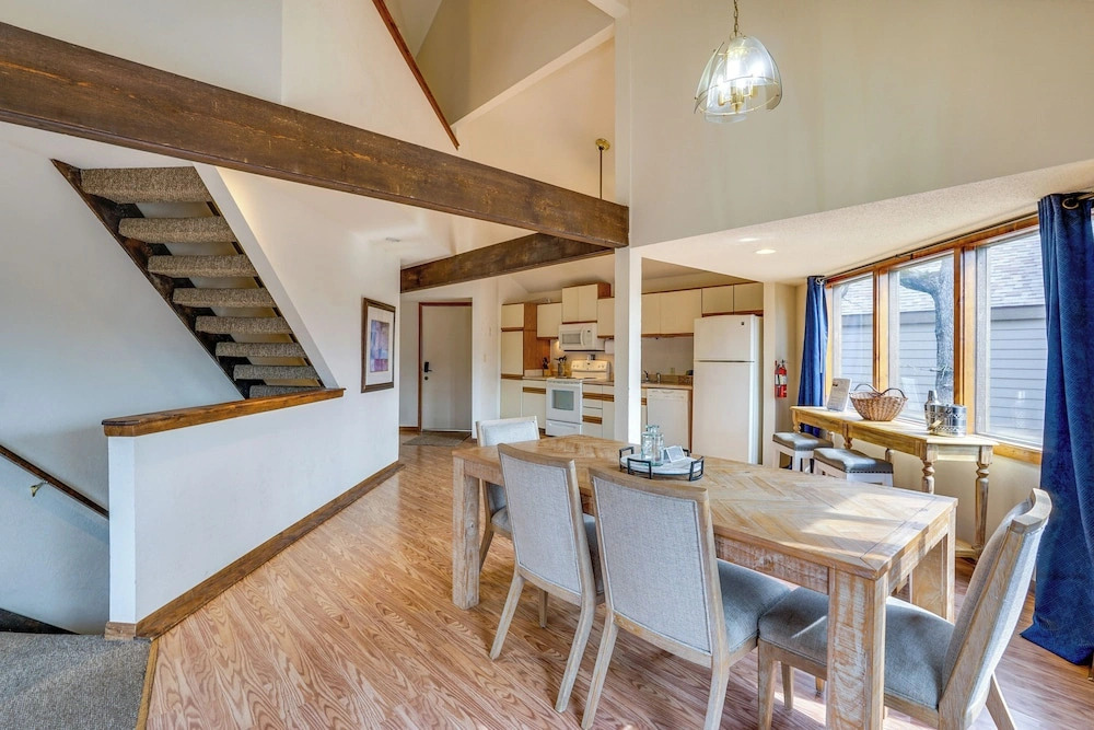 Boaters Haven! Lake of the Ozarks Resort Retreat