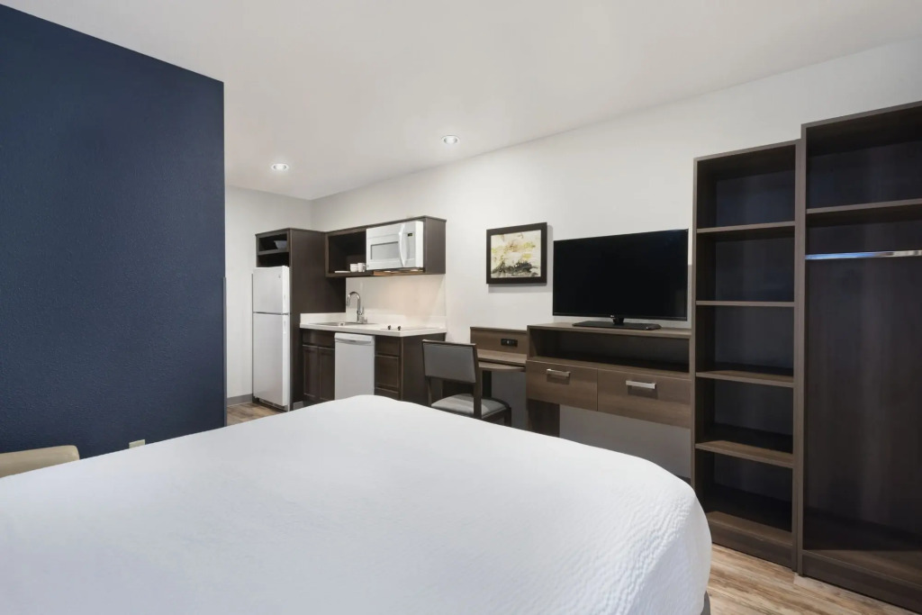 WoodSpring Suites Plano - North Dallas