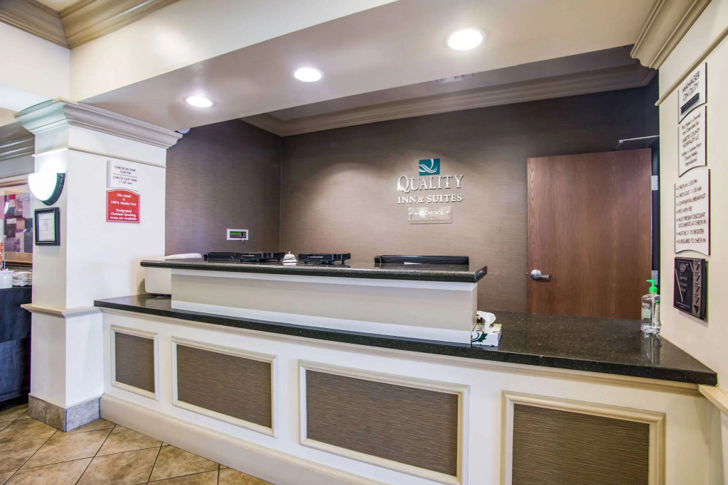 Quality Inn Parsons North