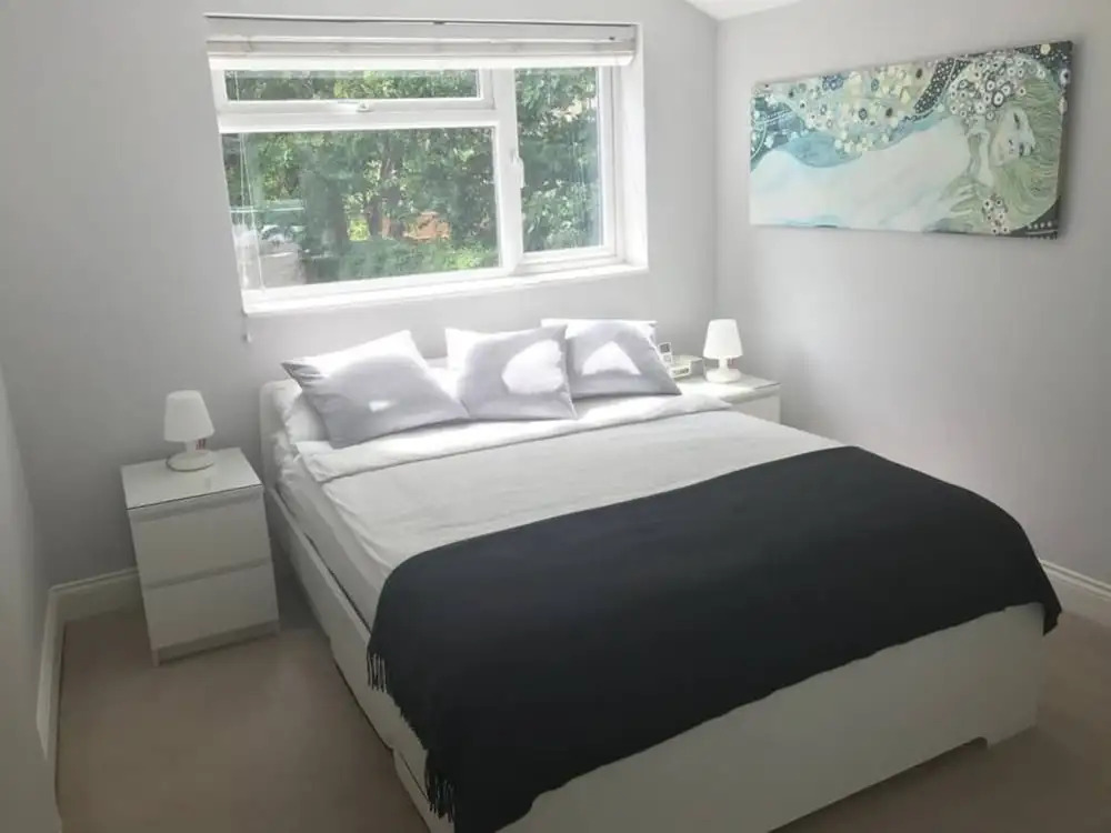 2 Bedroom Home With A Garden