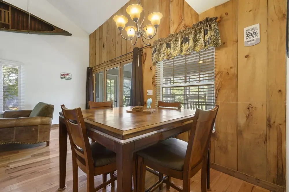 Bluff Cabin