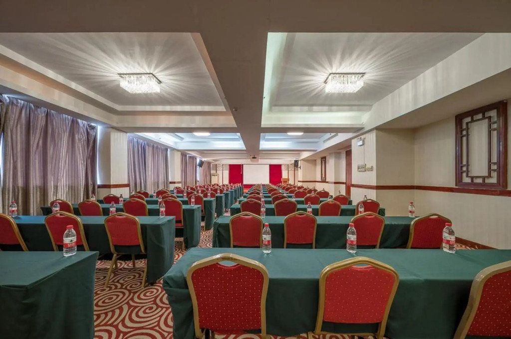 Jinmandi International Hotel (Nanning Langxi Metro Station)