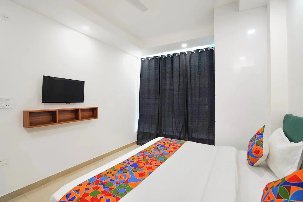 Fabhotel Ostan Stayz 15