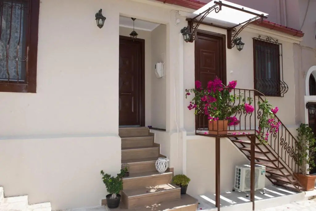Katerina 1 Bedroom House