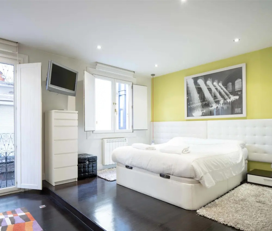 Old Town 2 Apartment by Aston & Wolf