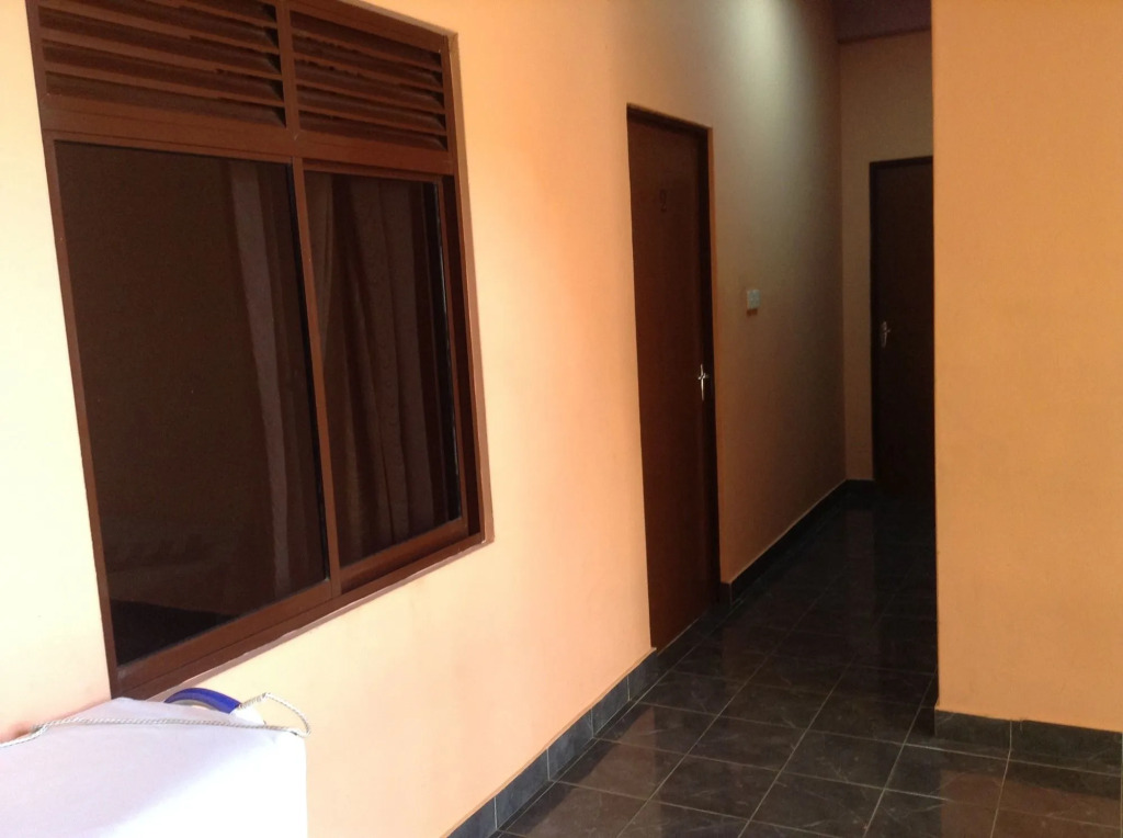 Sunshine Hotel