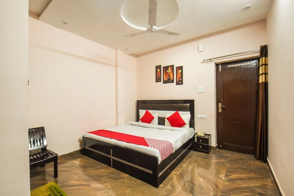 OYO Flagship 13855 Hotel Green Hills