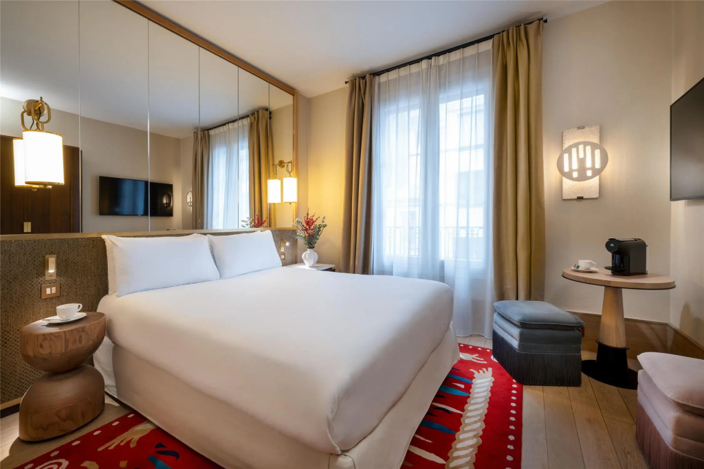 Le Belgrand Hotel Paris Champs Elysees, Tapestry By Hilton