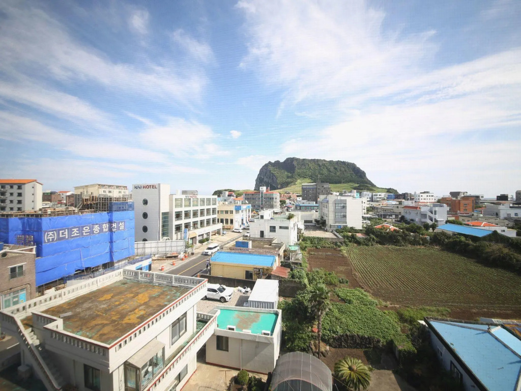 Sungsan Beach Hotel