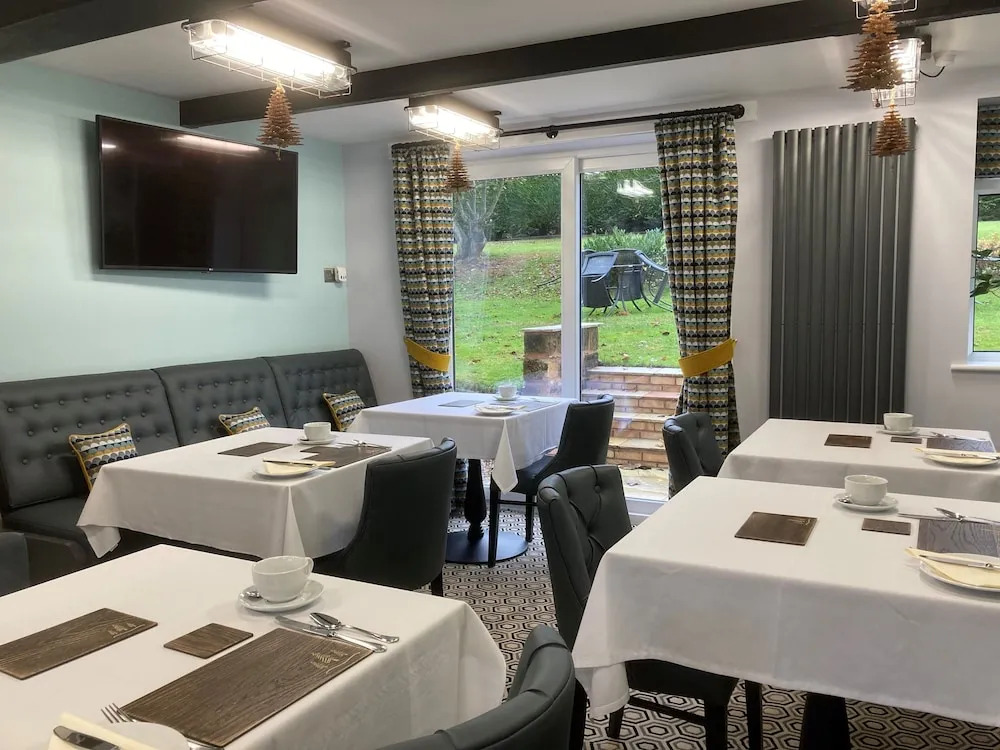 Bridleways Guesthouse & Holiday Homes