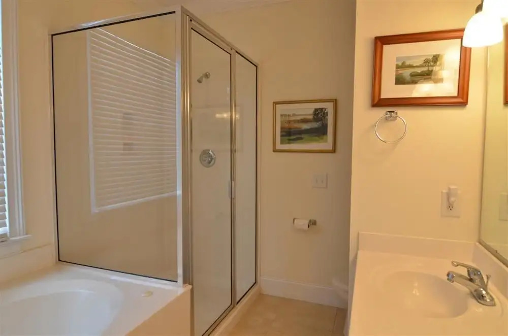 Beach  4 Bedroom Home