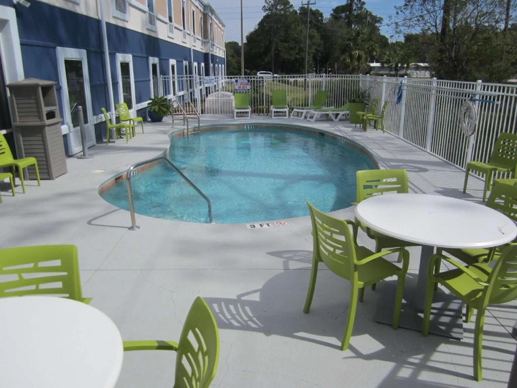 Best Western Waldo Inn & Suites