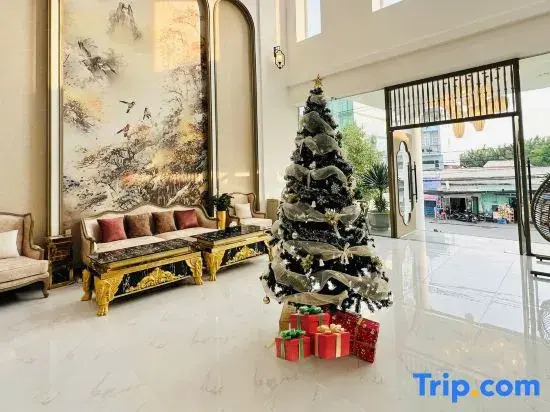 Phu Gia Hotel 13-15 Hoàng Quốc Việt