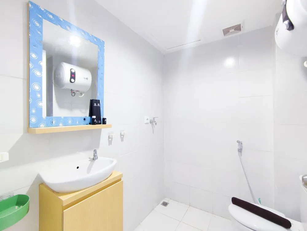 Cozy Studio At 9Th Floor Paltrow City Apartment