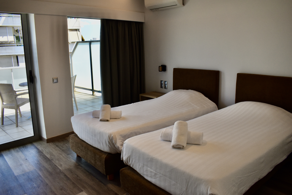 Xenophon Hotel