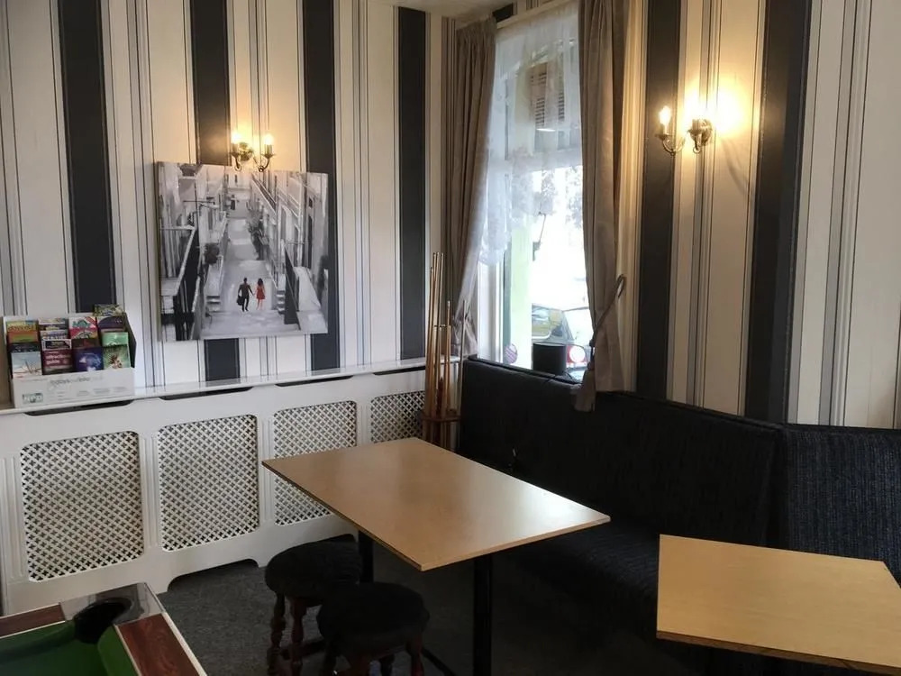 Greenmount Hotel