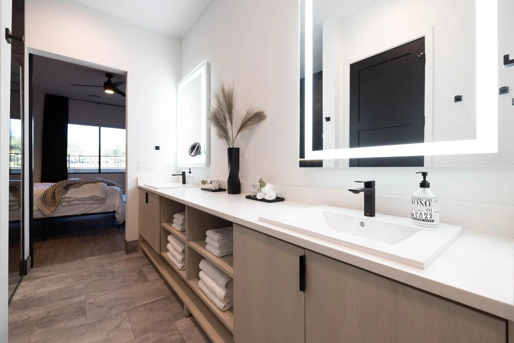 Residence 2: The Villas At Troon North