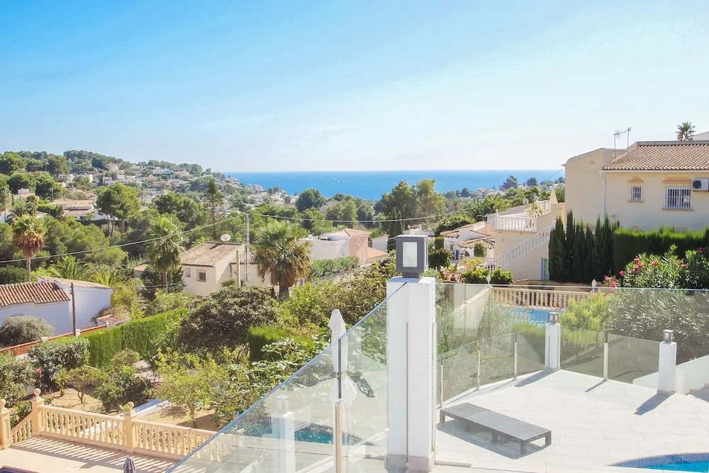 Gila - sea view villa with private pool in Benissa