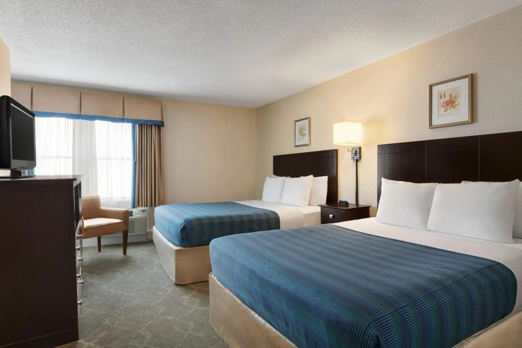 Harrison Hall Hotel