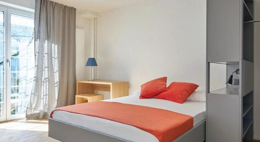 Josephines Guesthouse - WOMEN ONLY with rooftop and community area