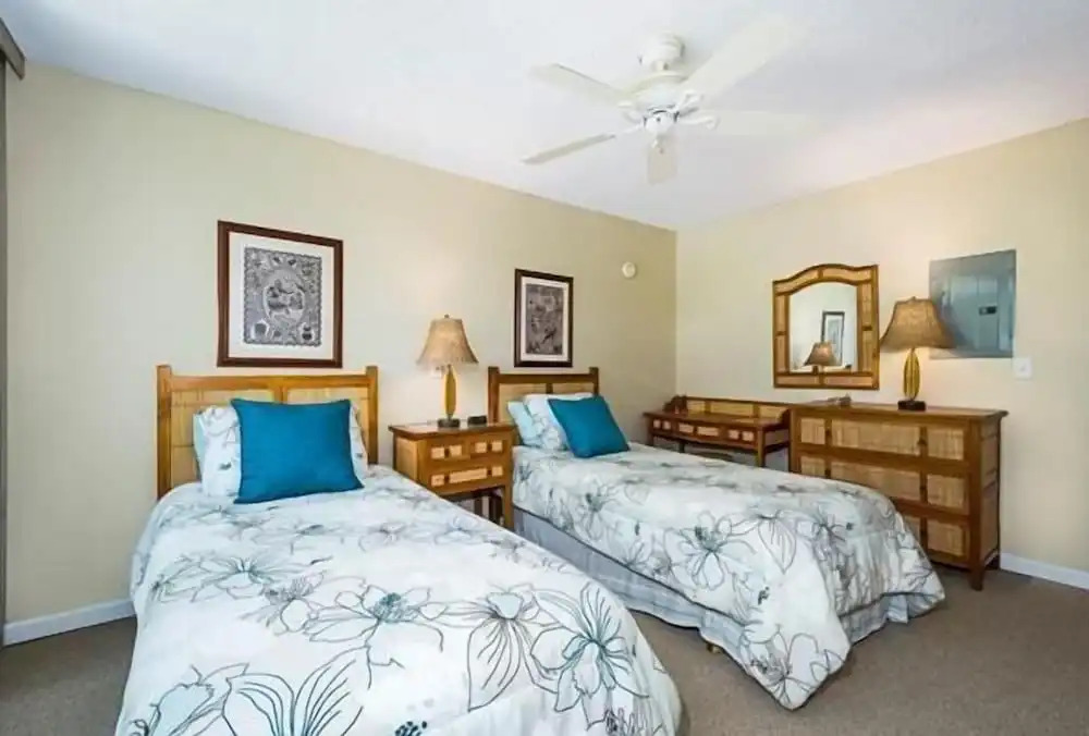 Keauhou Kona Surf and Racquet Club 2-204