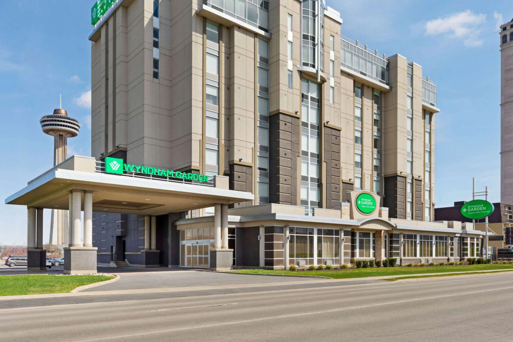 Wyndham Garden Niagara Falls Fallsview