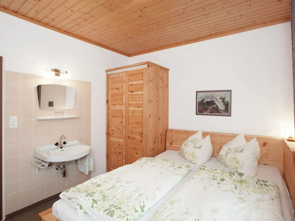 Luxurious Chalet In Zell Am See With Sauna