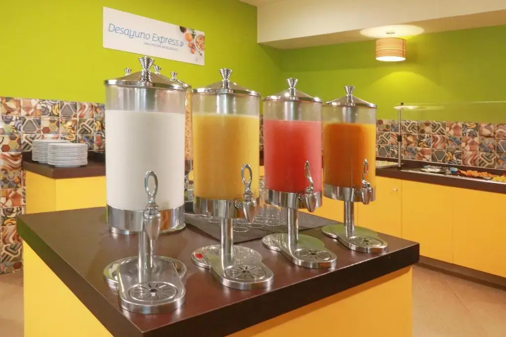 Holiday Inn Express Mexico Aeropuerto by IHG