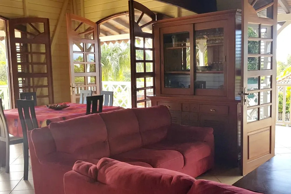 Apartment with 3 Bedrooms in Les Trois-Îlets, with Shared Pool, Furnished Terrace And Wifi - 1 Km From the Beach