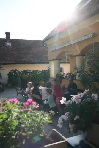 Ferienhof Uhudler-Arkaden